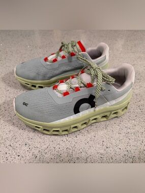 On Running OnCloud Cloudmonster Blue & Lime Green Sneakers size 8